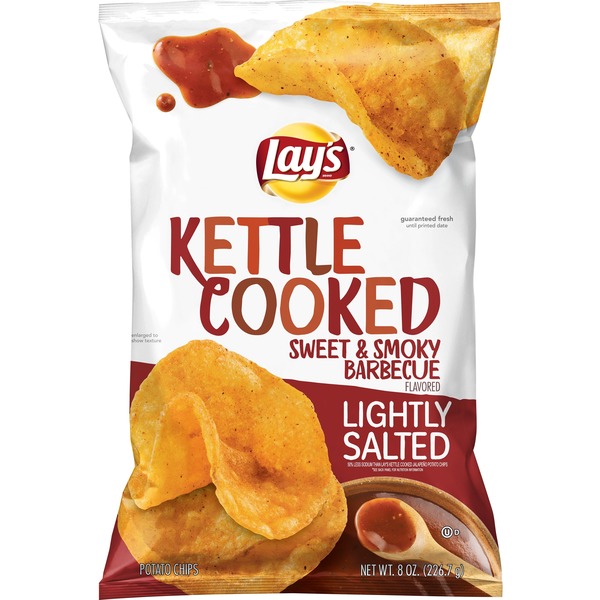 Lay'S Kettle Cooked Lightly Salted Sweet & Smoky Bbq Potato Chips (8 oz