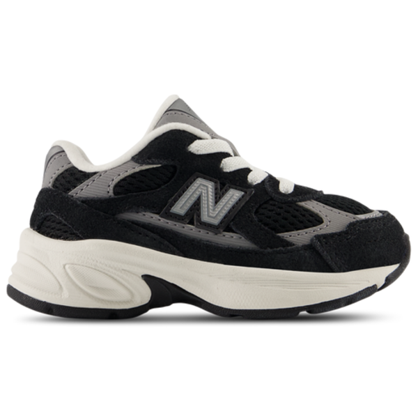 New Balance Girls' 2010 Toddler Shoe, Size 7 - White/Black