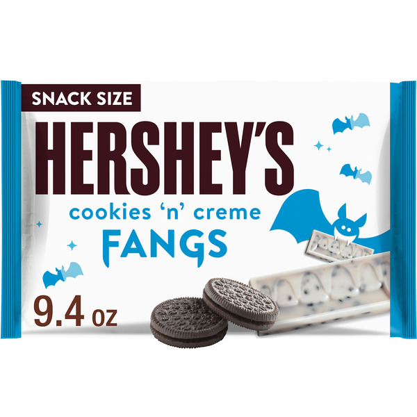 Hershey's Cookies 'n' Creme Fangs Snack Size, Halloween Candy Bag