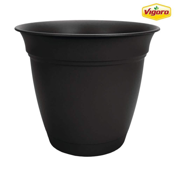 Vigoro Mirabelle Large Black Plastic Planter With Drainage Hole And Attached Saucer (20 In. L X 20 In. W X 17 In. H)