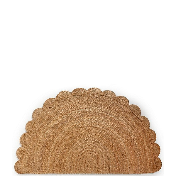 Southern Living Natural Scalloped Edge Half Round Jute Rug