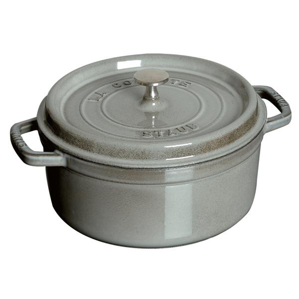 Staub 5.5-Quart Round Cocotte in Graphite