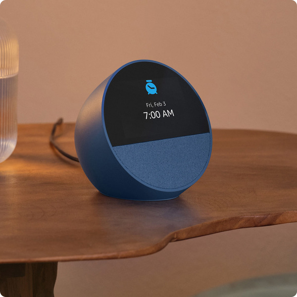 Enlarge Alternative view of Amazon Alexa, Echo Spot (opens in a new tab)