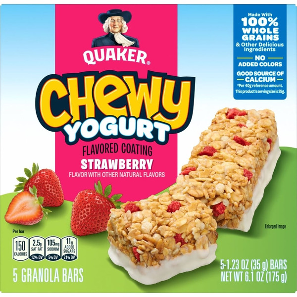 Quaker Chewy Yogurt Granola Bars, Strawberry - Pack