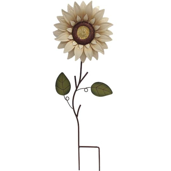 Ashland Metal Flower Yard Stake - White