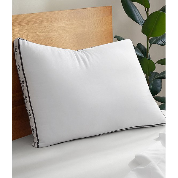 UGG Devon Basic Pillow