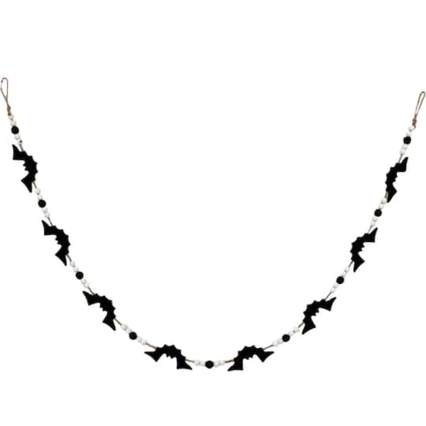 Ashland Black & White Bead & Bat Garland