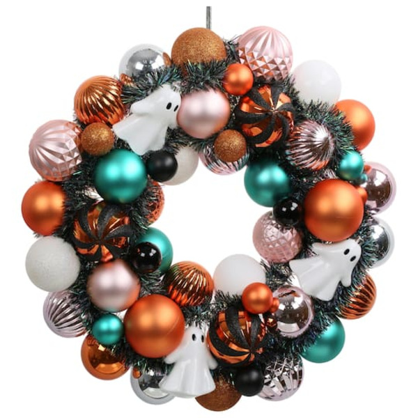 Ashland Ghost Ornament Wreath