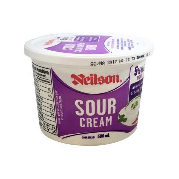 Neilson 5% Milk Fat Light Sour Cream Same-Day Delivery | Adonis