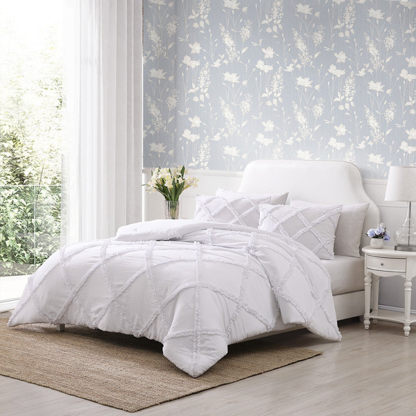 Laura Ashley Norah Comforter 3-Piece Set, King 108 x 96 in - White