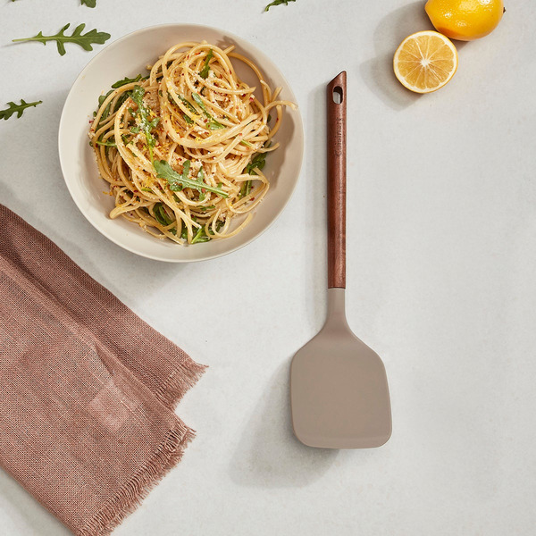 Cuisinart Acacia Solid Turner, 1-3/4 x 5-1/2 x 16-3/4 Inch - Natural/Tan