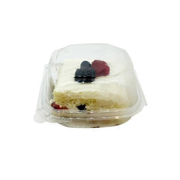 whole foods market chantilly cake slice 8 oz instacart whole food chantilly cake recipe