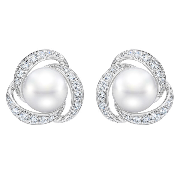 Costco Freshwater Cultured Pearl & Diamond 14kt White Gold Earrings