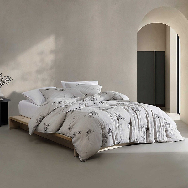 Calvin Klein Queen 3-Piece Duvet Set, 19 x 17 x 7 in - Silver/Gray