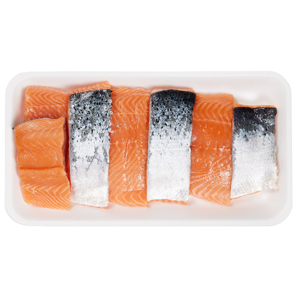 Kirkland Signature Fresh Farmed Atlantic Salmon Portions