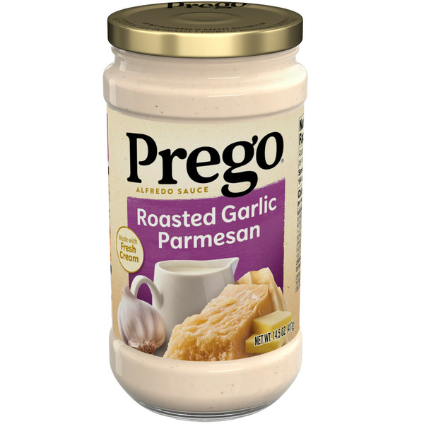 Prego Alfredo Pasta Sauce with Roasted Garlic and Parmesan Cheese
