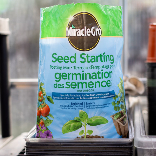Miracle-Gro Seed Starting Potting Mix, 8.8-L Same-Day Delivery | Giant Tiger