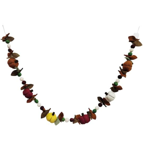 Ashland Wool Pumpkin & Pom Pom Garland