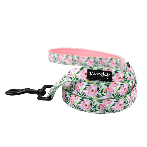 SASSY WOOF Magnolia Dog Leash