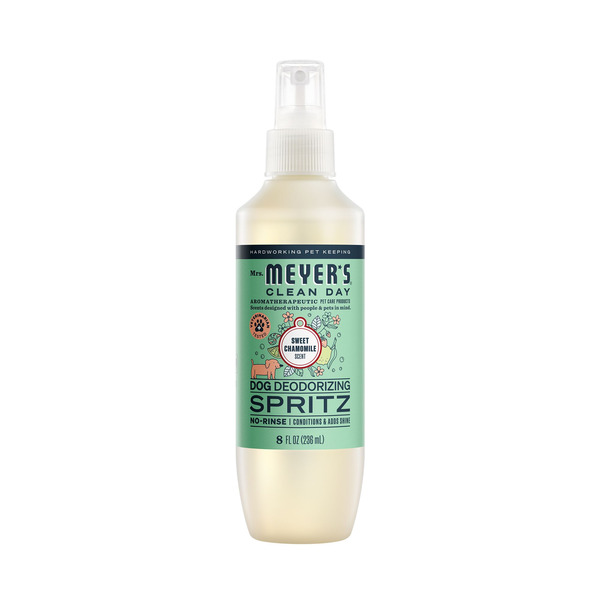 Mrs. Meyer's Clean Day Sweet Chamomile Dog Deodorizing Spritz