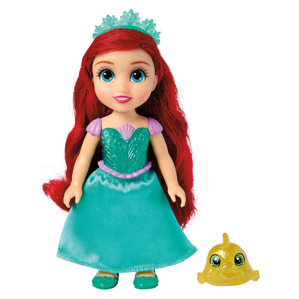 aldi princess dress went in for dinner rolls but thankfully they still had this princess dress because we just bought it and my daughter never wants to take it off so now we have 2