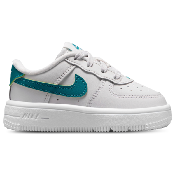 Nike Boys' Air Force 1 Low Basketball Shoes, Size 9.0 - White/Multi