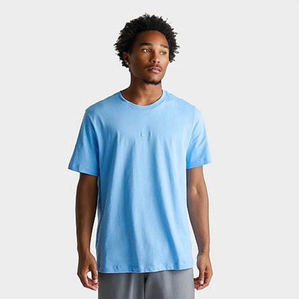 Nike Men's Sportswear Embroidered Swoosh T-Shirt, M - Light Racer Blue