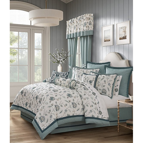J. Queen New York Blossom View Luxury Floral Oversized Comforter Set