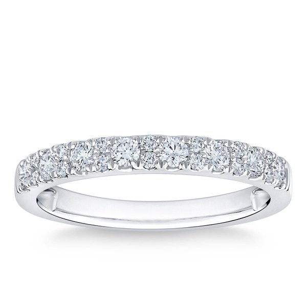 Round Brilliant Diamond Band, Size 7 (0.45 ctw)