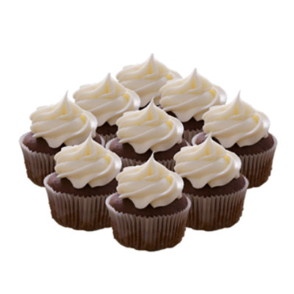 Chocolate Cupcakes With Vanilla Icing