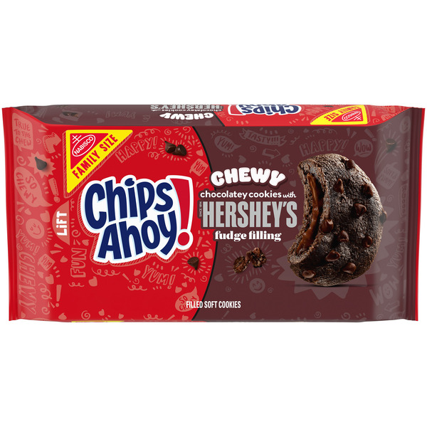 CHIPS AHOY! Chewy Chocolatey Cookies with Hershey's Fudge Filling