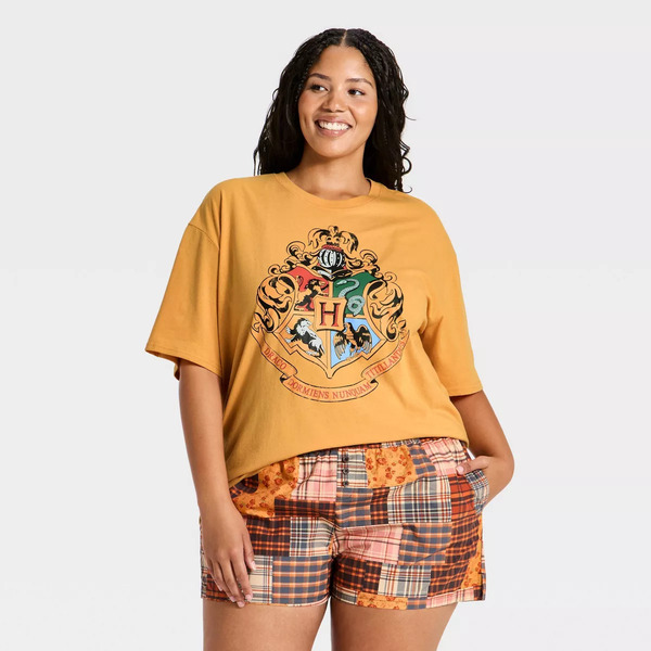 Harry Potter Women's Oversized T-Shirt and Shorts Graphic Pajama Set, 2X - Yellow