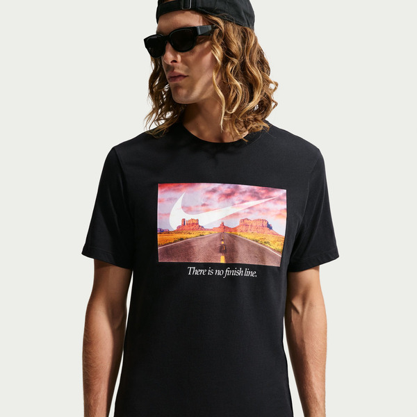 Nike Men's Sportswear Club Photo Graphic T-Shirt, XL - Black