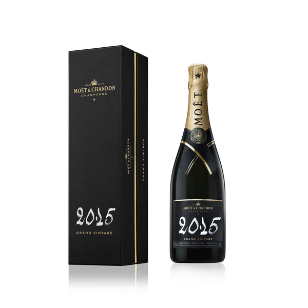 Moët & Chandon Grand Vintage 2015 Extra Brut Champagne with Gift