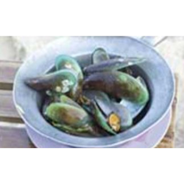 Frozen Whole New Zealand Green Lip Mussels, fully cooked, IQF, 2 lb box