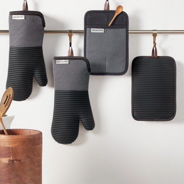 KitchenAid 4-piece Oven Mitt and Potholder Set