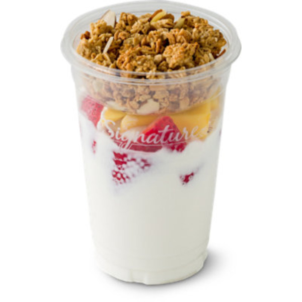 Vanilla Yogurt Parfait With Mango & Strawberry