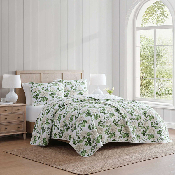 Martha Stewart King Hydrangea 3-Piece Quilt Set, 108 x 96 in - Multi