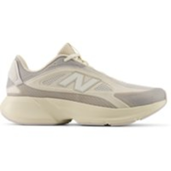New Balance Women's Catalyst Running Shoes, Size 7