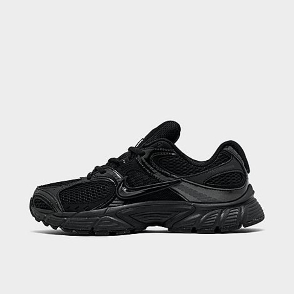 Nike V5 RNR Shoes, Size 8.5