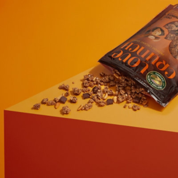 Love Crunch Love Crunch Premium Organic Granola Dark Chocolate & Peanut Butter