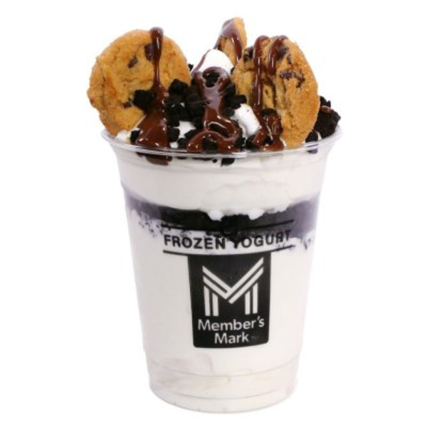 Sundae May Club「Sundae May Club 1」 We have a new sundae! Our new peaches and cream sundae is a