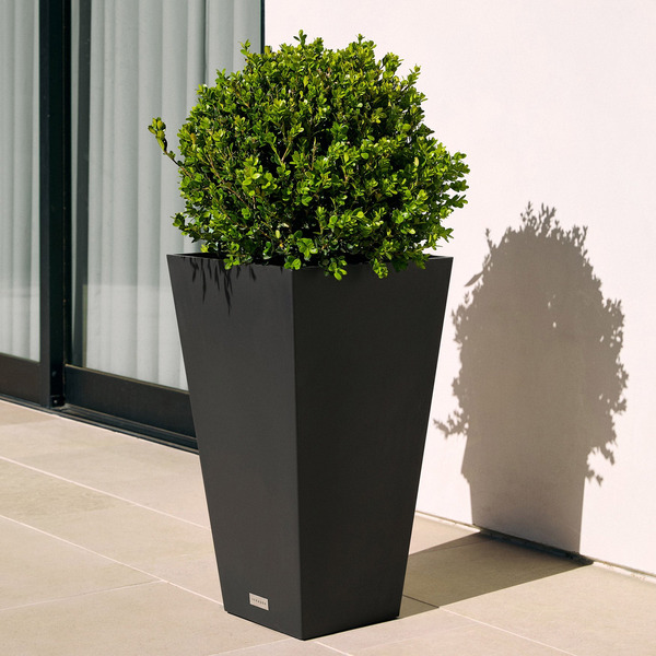 Veradek 24" Midland Planter